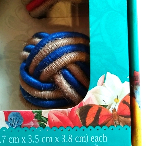 Nwt Pioneer Woman Woven Napkin Rings (Set of 4) - Picture 4 of 7